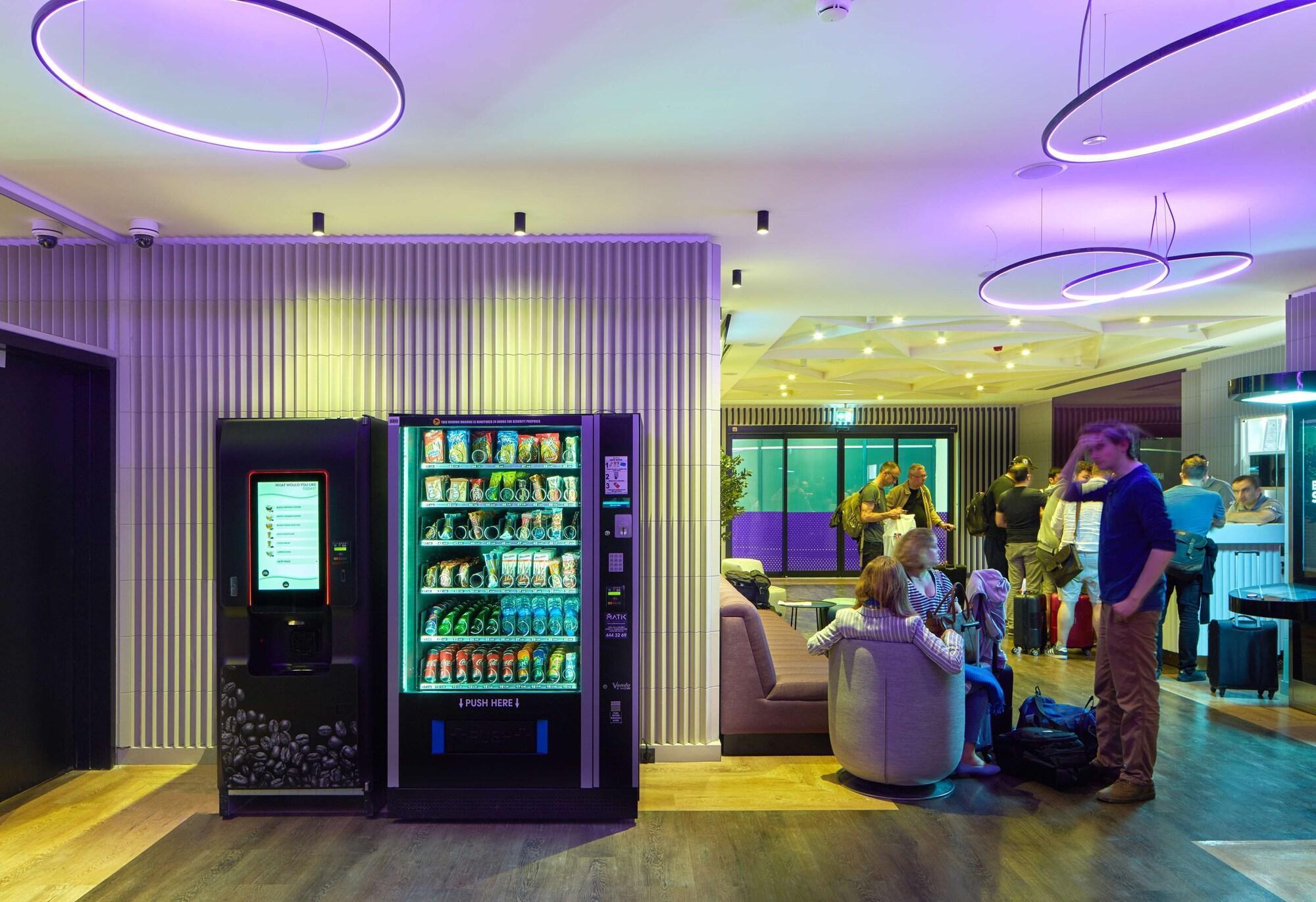 Yotel Istanbul Airport, City Entrance Exterior foto