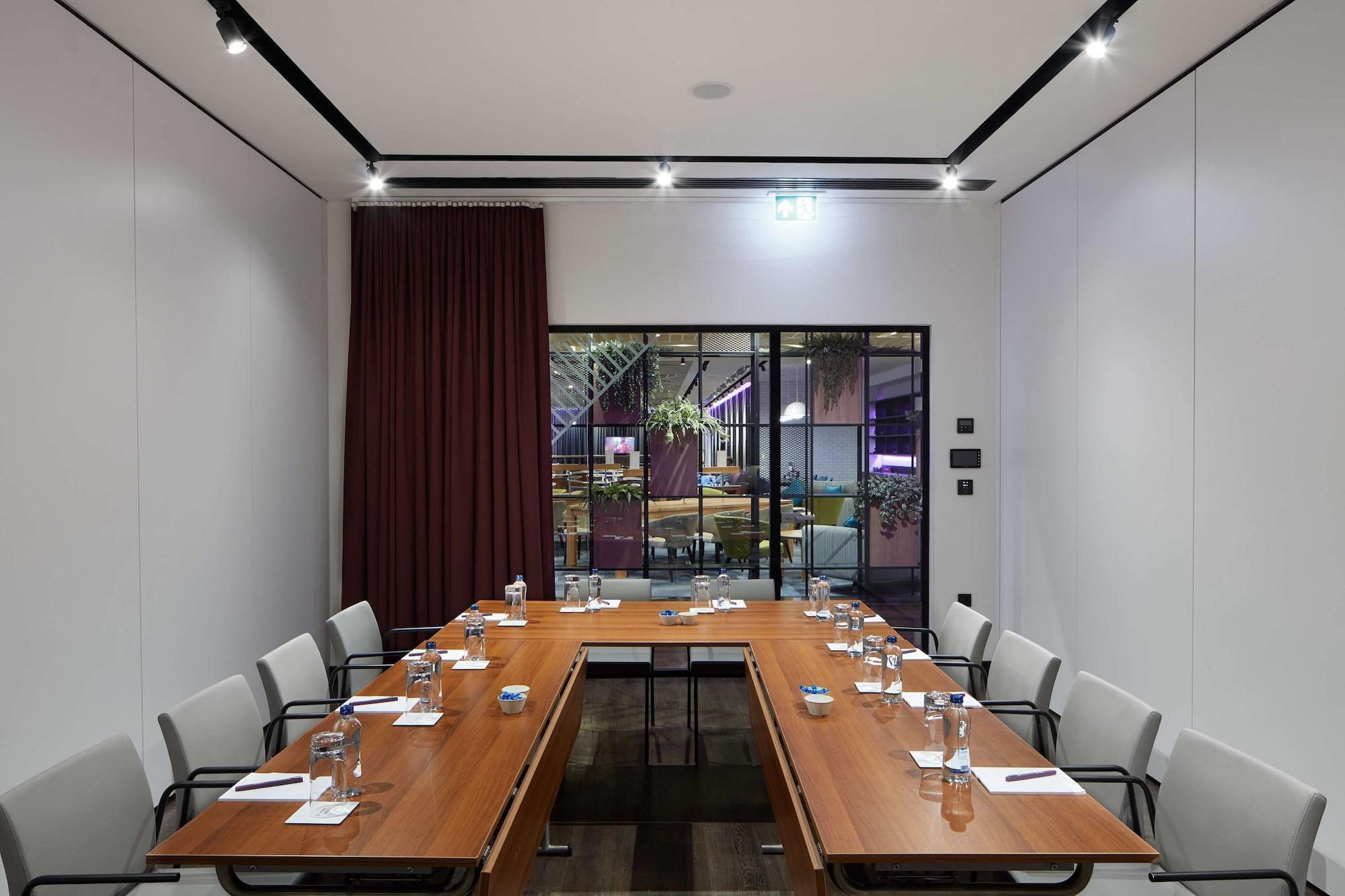 Yotel Istanbul Airport, City Entrance Exterior foto
